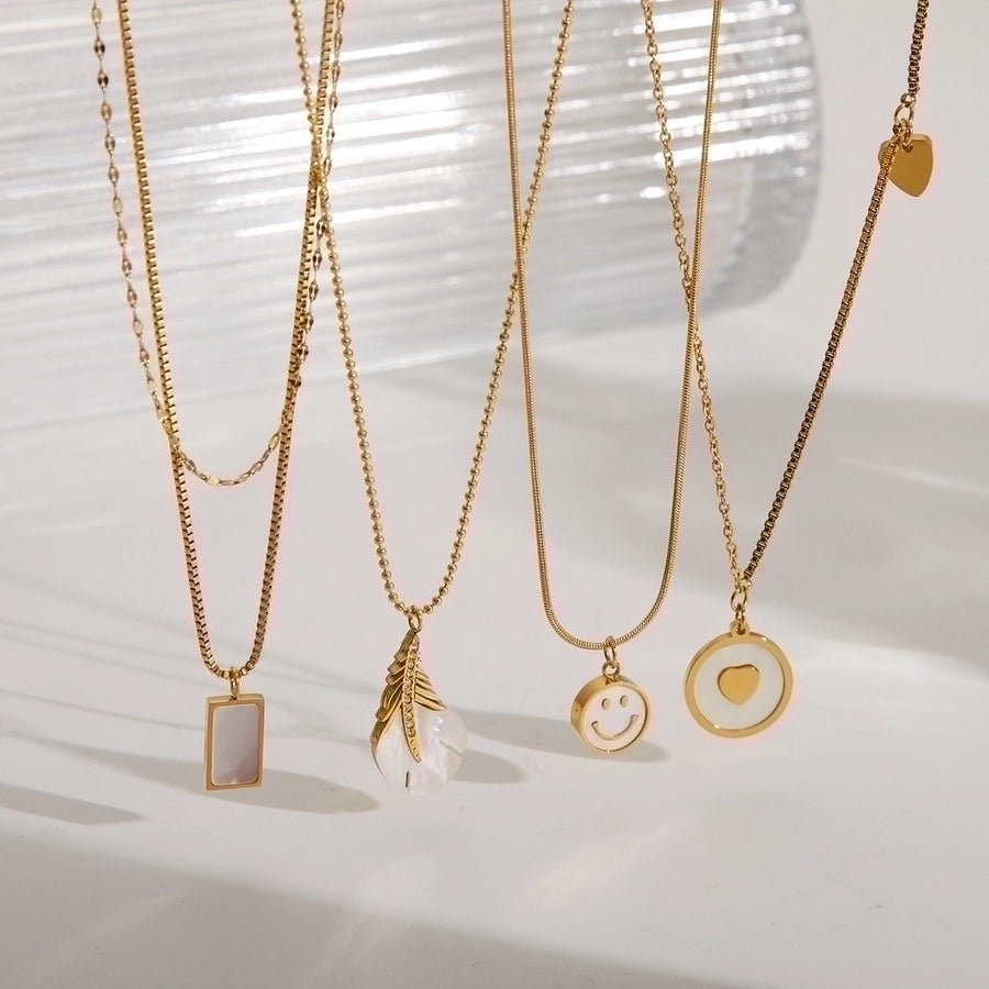 Heart Shape Smiley Face Feather Acrylic 18K Gold Plated Inlay Pendant Necklace